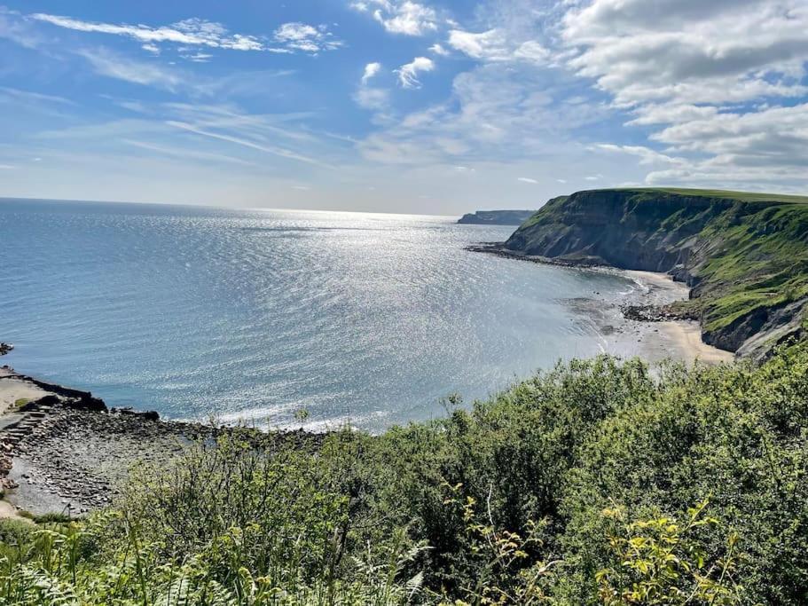 Port Mulgrave Cosy Cottage