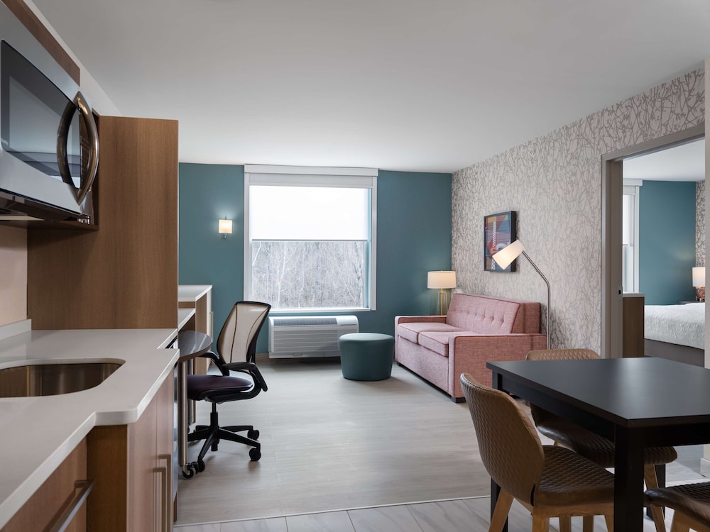 Home2 Suites by Hilton Brownsburg - photo 10
