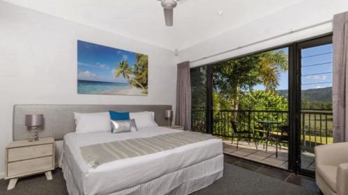 Catalina Port Douglas — Port Douglas