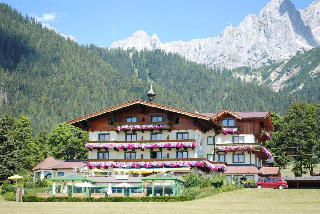 Hotel Jagdhof in Ramsau Am Dachstein, Austria