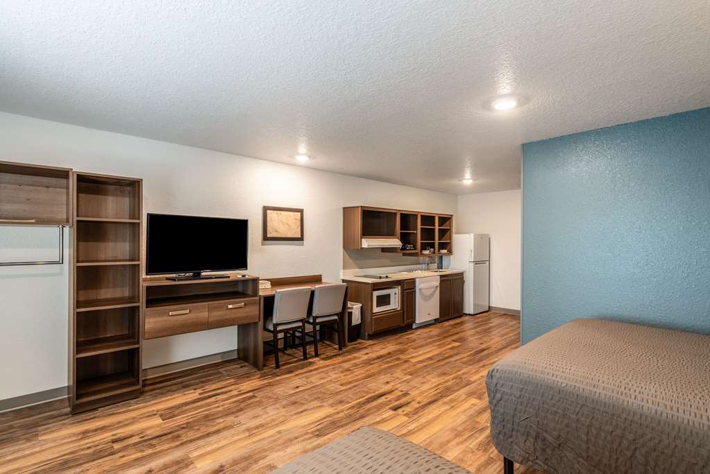 WoodSpring Suites Sanford North I 4 Orlando Area - photo 28