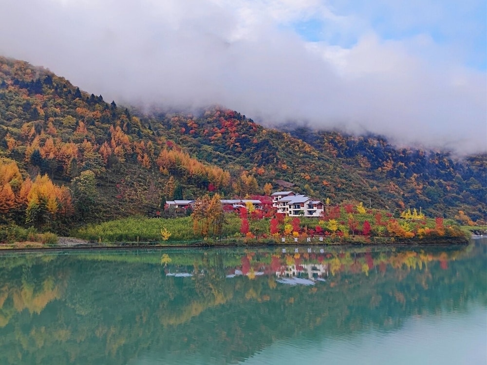 Summergarden Hotel — 4-Star Luxury Hotel in Aba, People's Republic of China