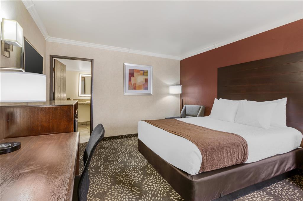 Best Western InnSuites Tucson Foothills Hotel & Suites - photo 80