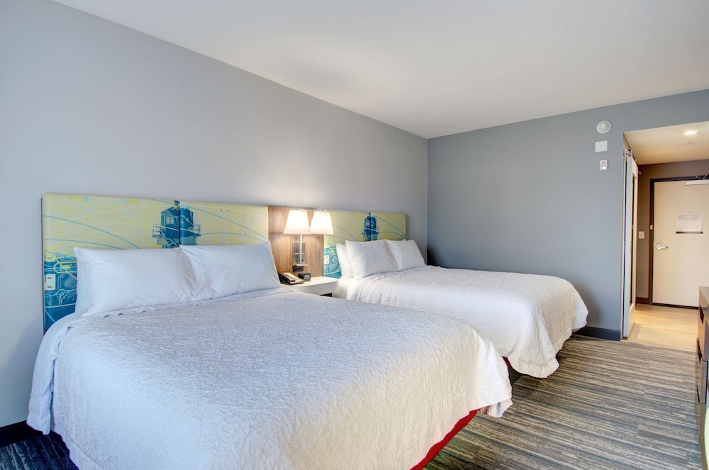 Hampton Inn & Suites Portland West - photo 24
