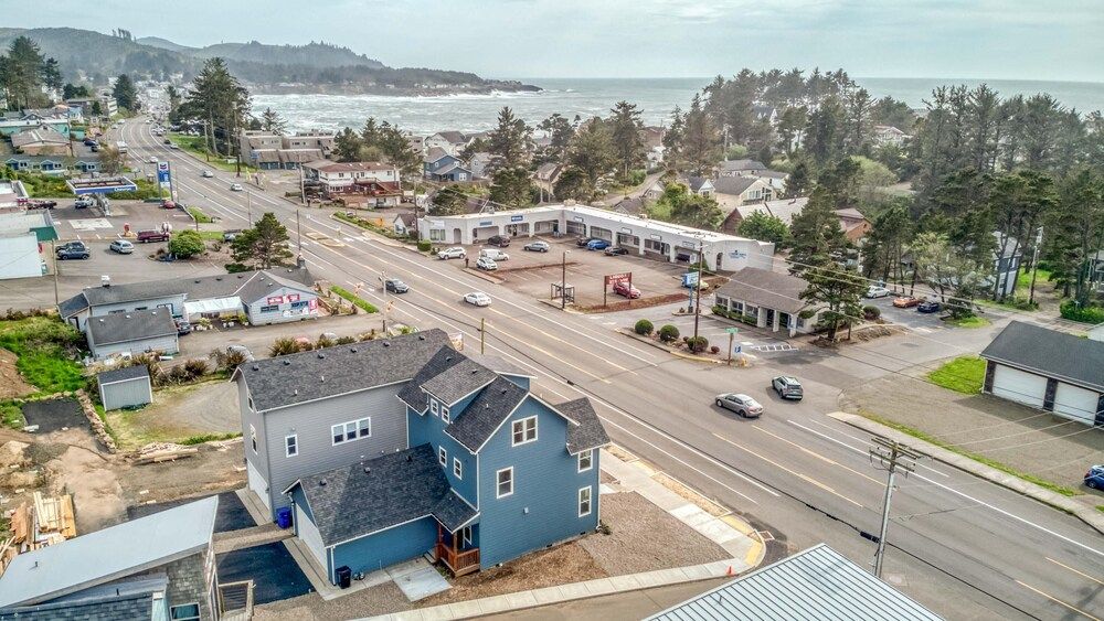 Oceanview Includes Arcade the Whale Tale and Arcade in Depoe Bay, United States