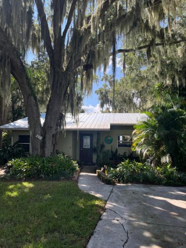 Bellas Bungalows in Lake Placid, United States