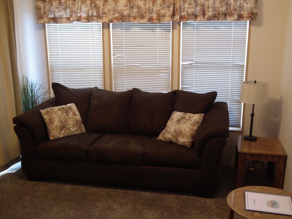 Twentynine Palms RV Resort and Cottages - photo 10