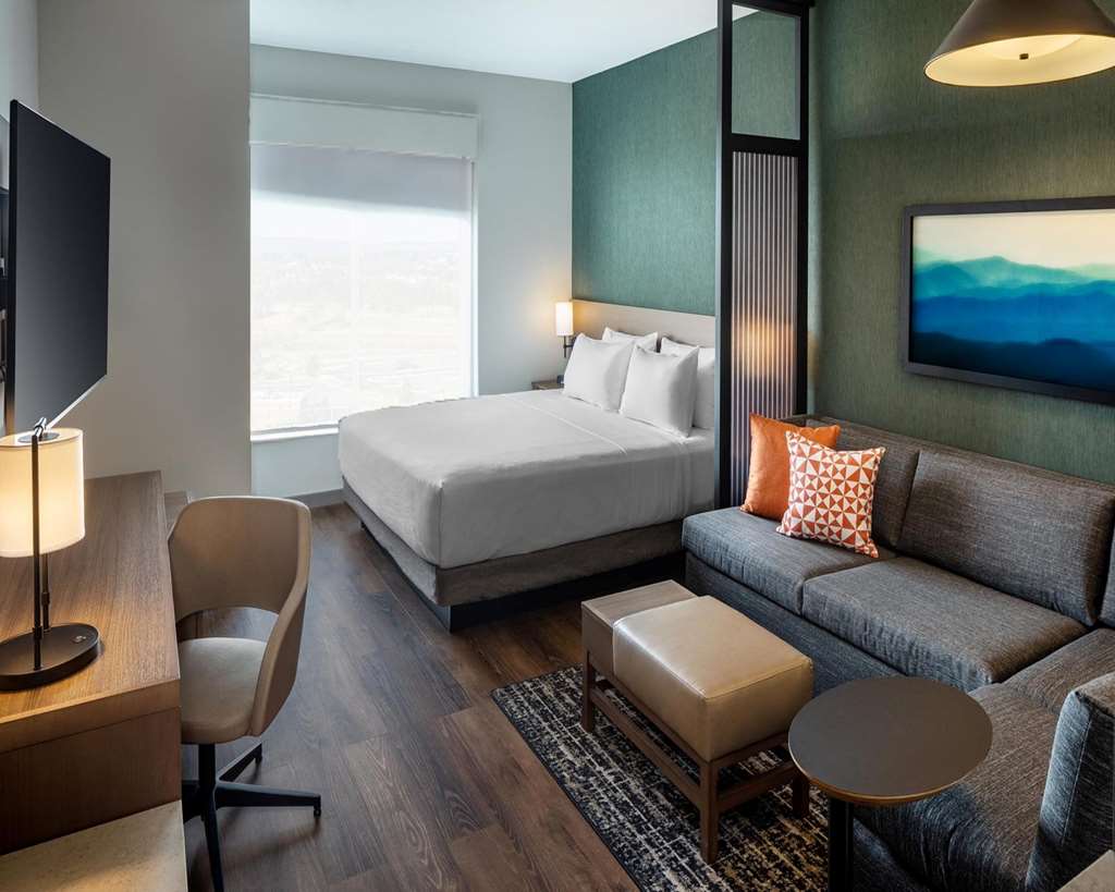 Hyatt Place Harrisonburg - photo 38