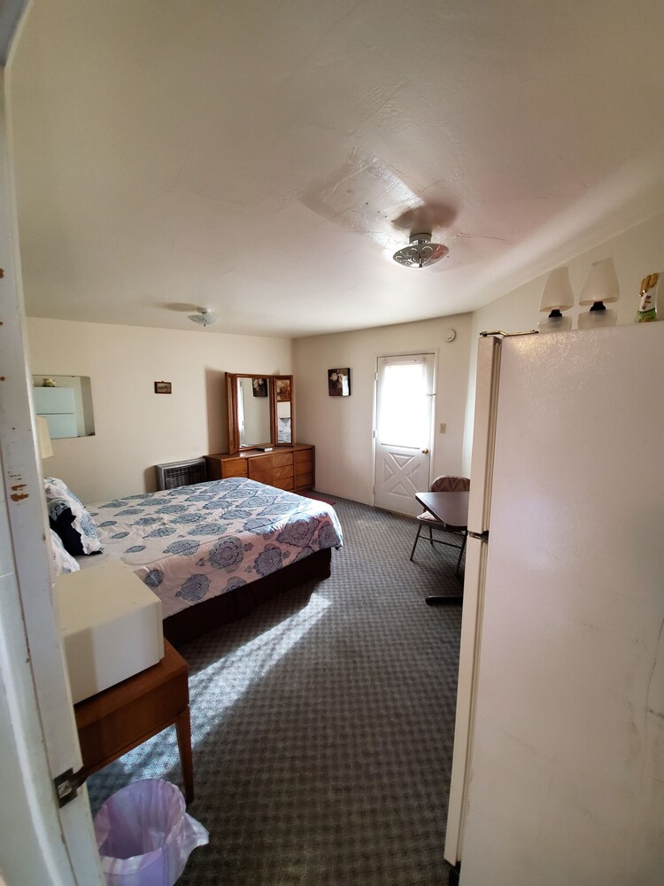 Athol Motel - photo 5