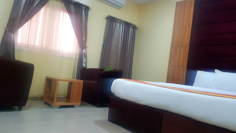 Blue Springs Hotel — Abuja — photo 3
