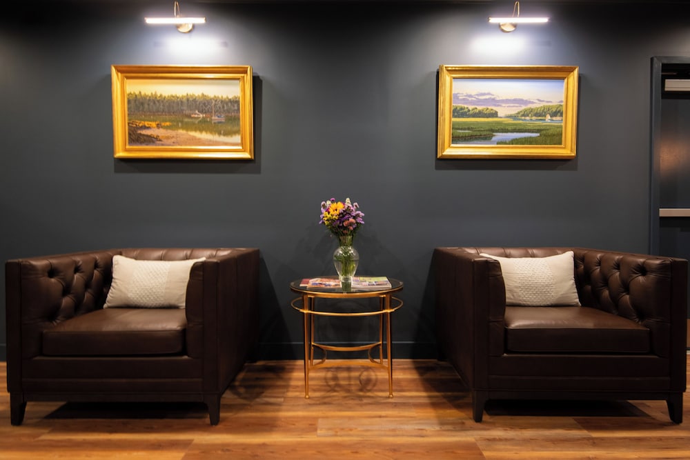 The Pathmaker Hotel - photo 4