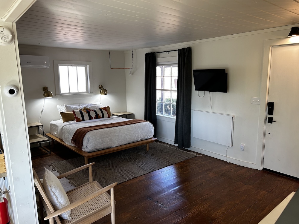 Corduroy Boutique Lodge - photo 12