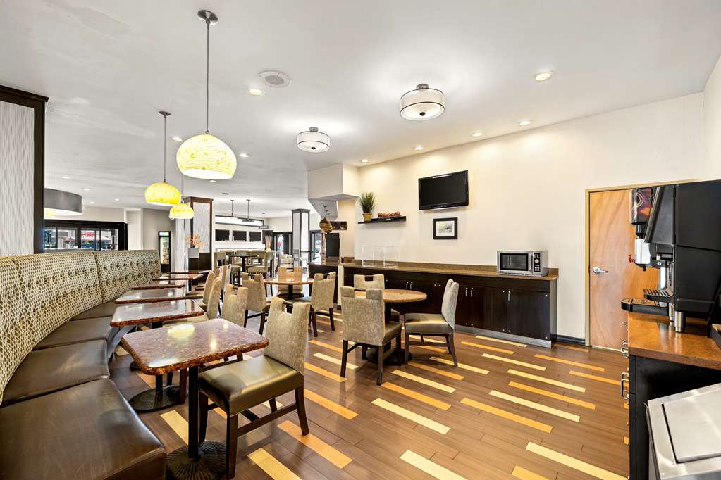 Sonesta Essential Indianapolis Airport - photo 30