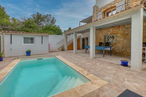 Location Avec Piscine & Parking Prive a Bandol in Bandol, France