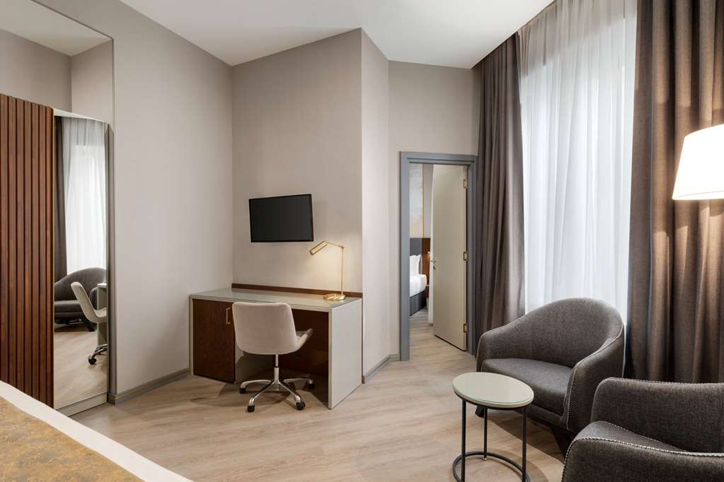 Guest room