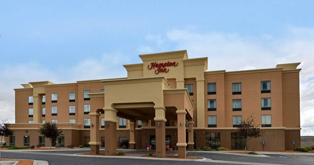 Hampton Inn Evanston - photo 46