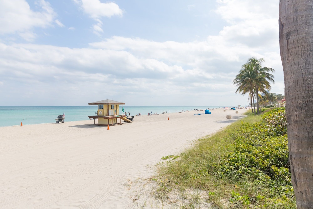 433 Studio Hollywood Beach Resort Hollywood - photo 30