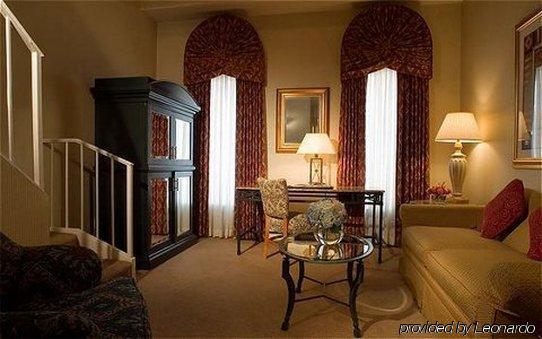 The Latham Hotel Georgetown - photo 4
