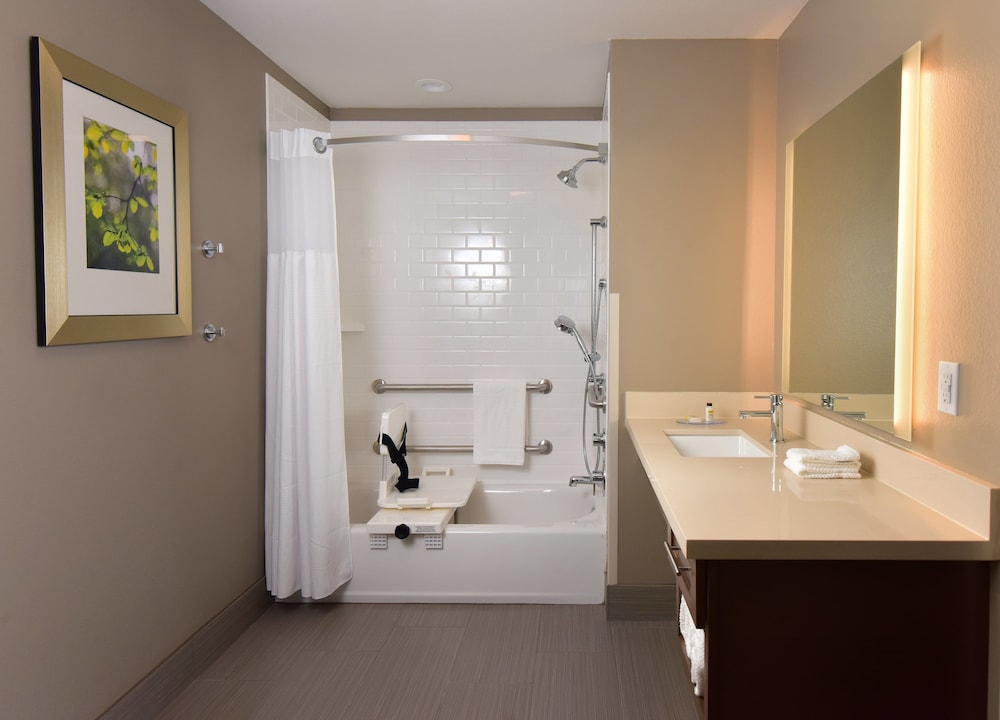 Staybridge Suites Wisconsin Dells Lake Delton by IHG - photo 27