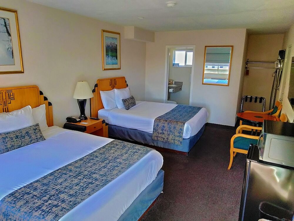 The Metropolitan Inn - photo 6