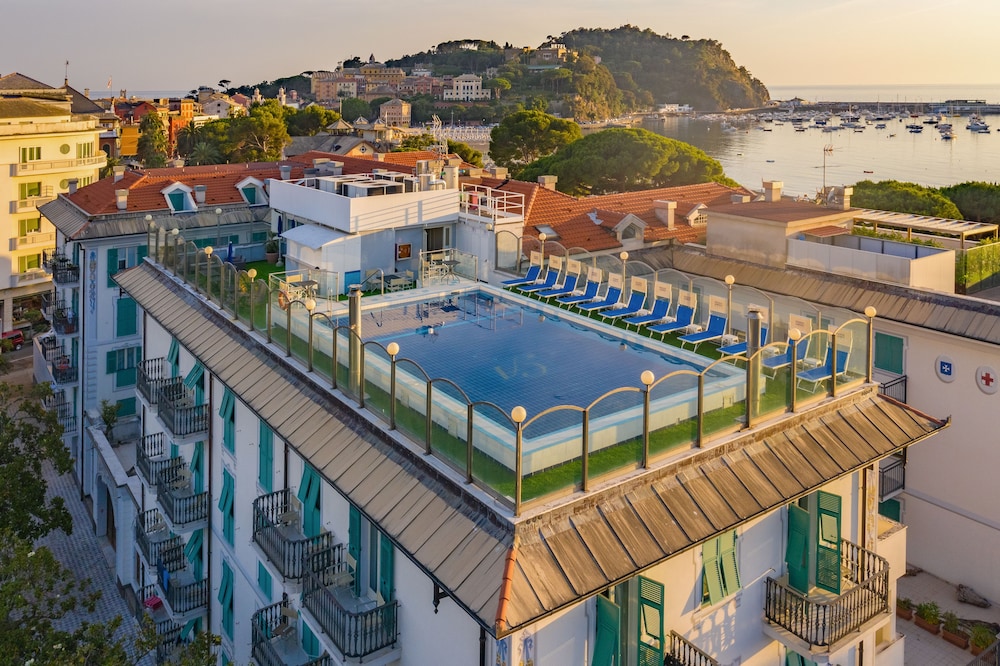 Grande Albergo Sestri Levante — 4-Star Luxury Hotel in Sestri Levante, Italy