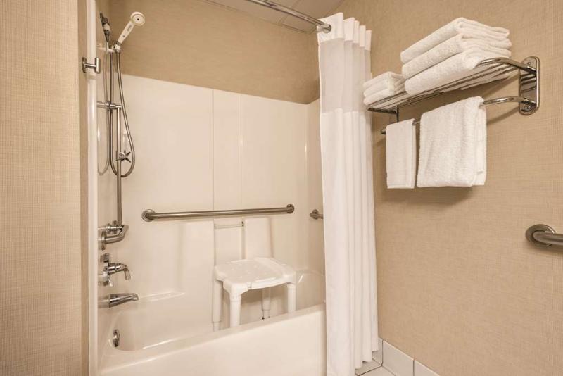 Country Inn & Suites by Radisson West Bend WI - photo 7