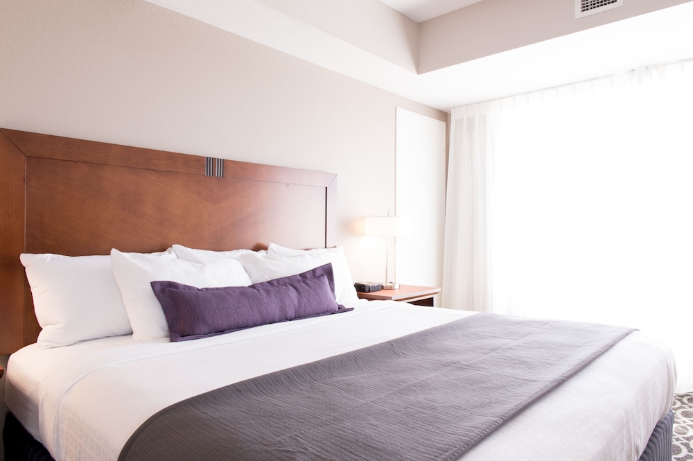 The Bluemont Hotel - photo 11