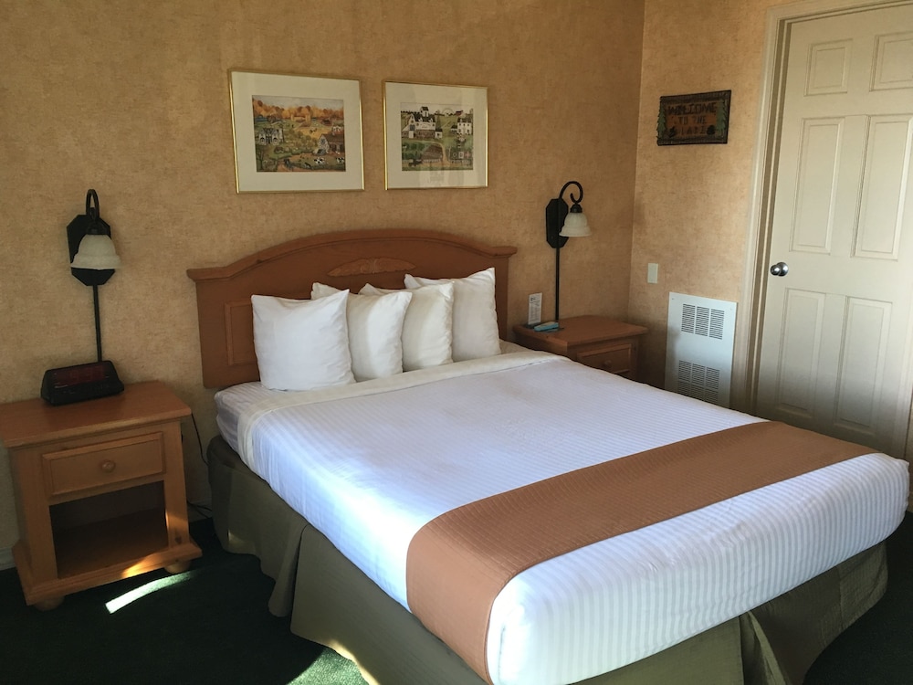 Pepper Tree Inn - photo 5