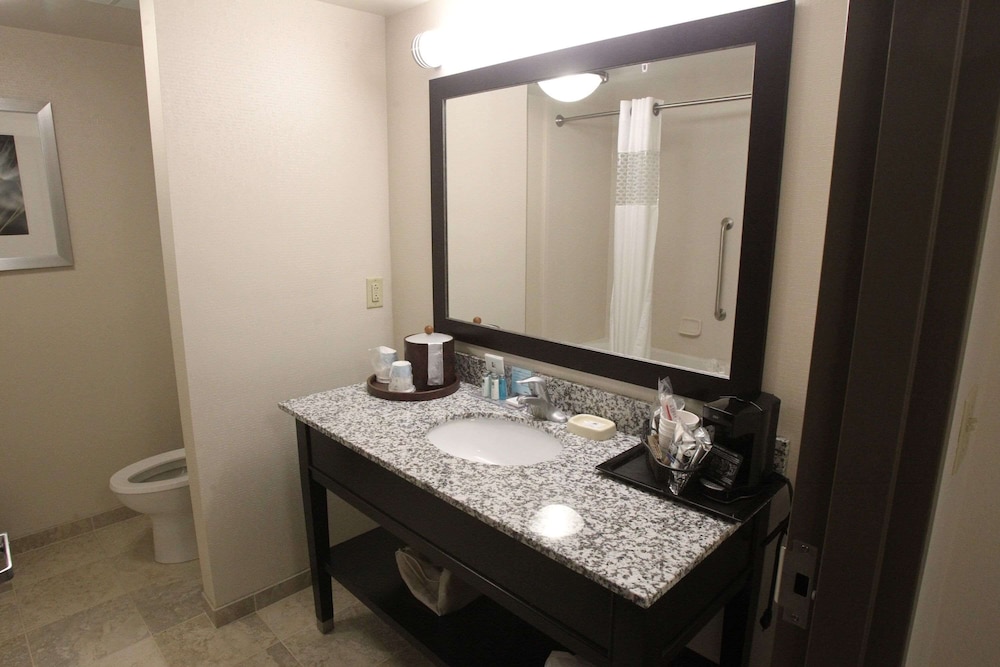 Hampton Inn & Suites Seneca Clemson Area - photo 37