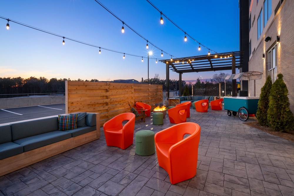 Aloft Lawrenceville Sugarloaf - photo 13