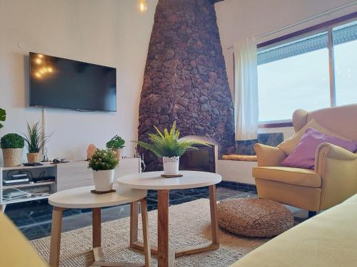 House Experience Villa Violeta — 4-Star Luxury Hotel in La Victoria De Acentejo, Spain