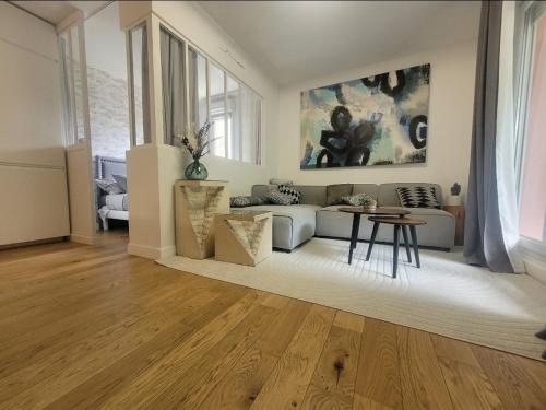 Appart Avec Piscine Casino Plein Air Et Plage in La Ciotat, France