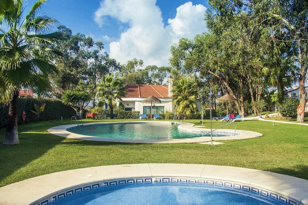 de Russie Suites Mudgee - carbon neutral hotel in Mudgee