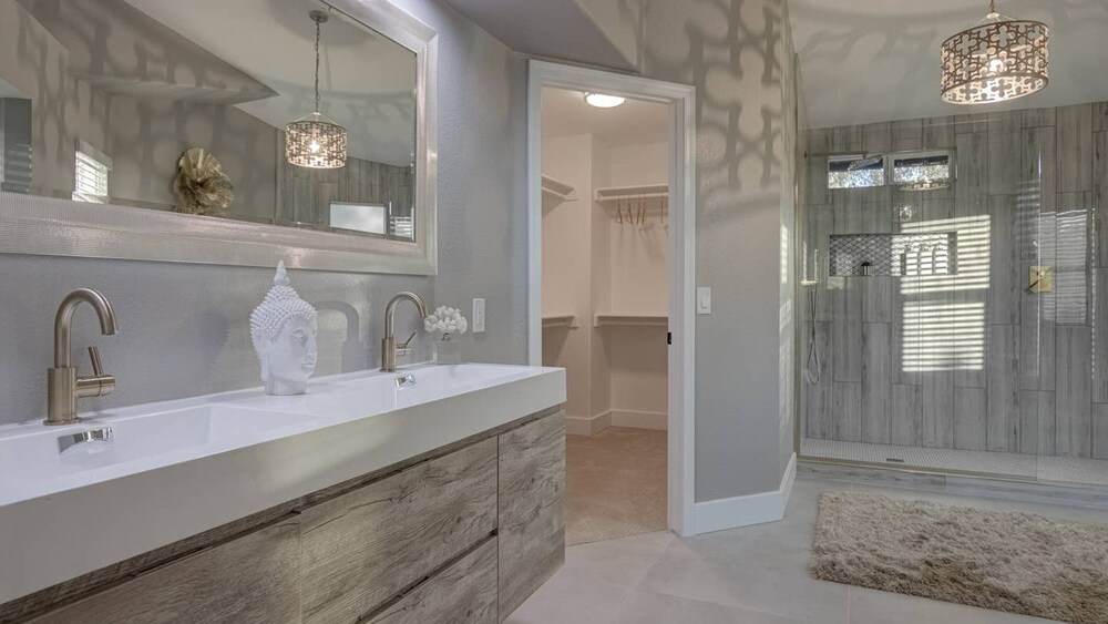 Scottsdale Kierland 4 Bdrm W resort Like Backyard - photo 16