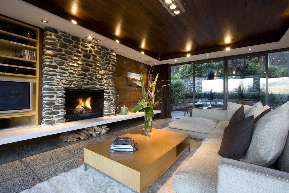 Forty Two by Amazing Accom in Queenstown, New Zealand