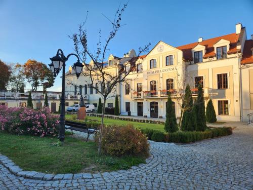 Dom Pielgrzyma w Kodniu — hotel in Koden