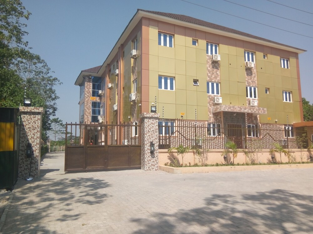 Pameec Luxury Suites - last minute hotel in Abuja