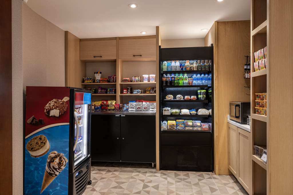 Hyatt Place Utica - photo 3