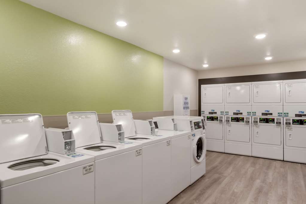 WoodSpring Suites Colorado Springs North Air Force Academy - photo 24