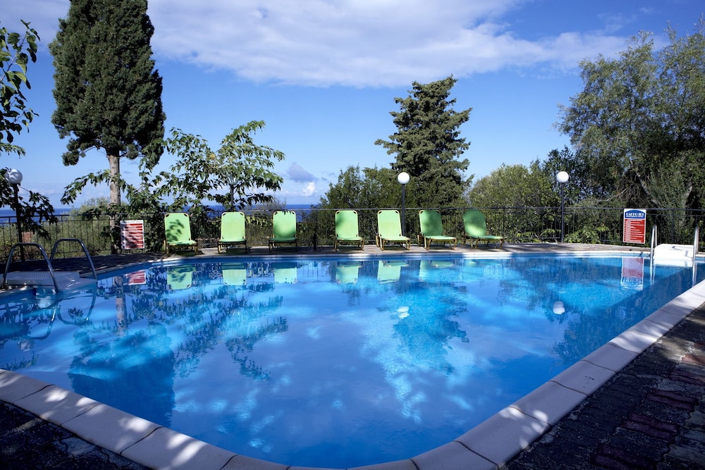 Dafnoudi - last minute hotel in Kefalonia