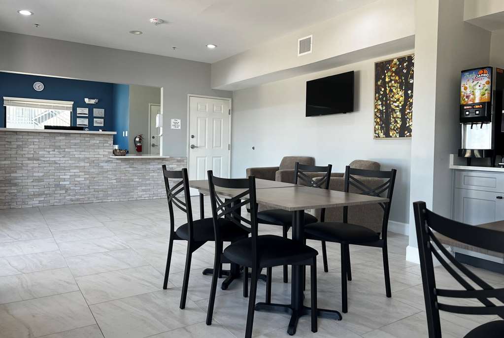 Baymont by Wyndham Freeport Texas - photo 12