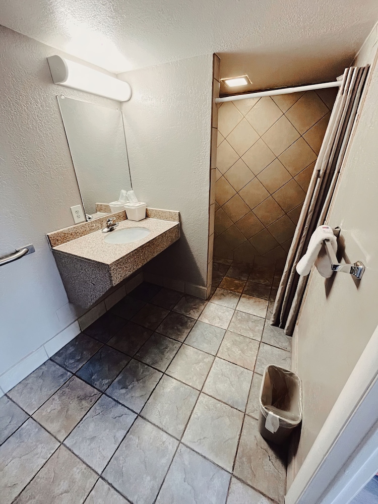 Motel 6 Holbrook AZ - photo 8