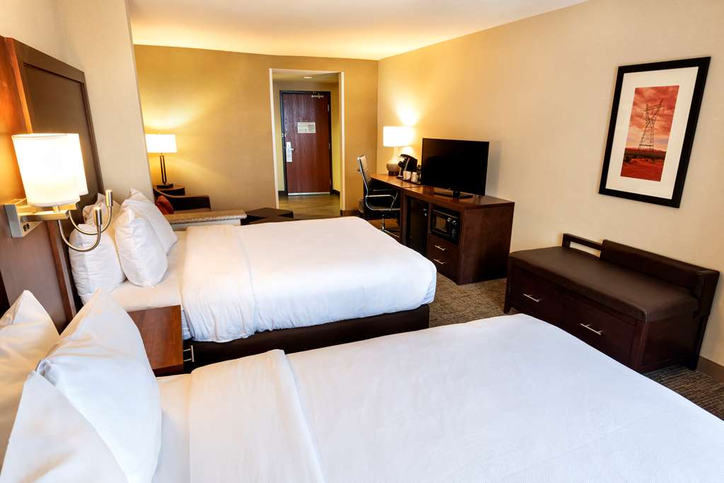 Comfort Suites Goodyear West Phoenix - photo 57