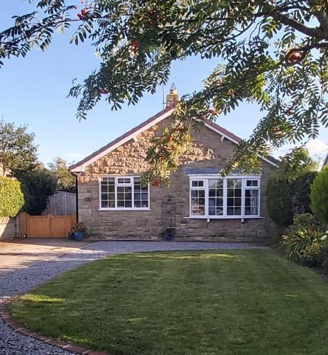 Willow Cottage 4 bed cosy stopover dogs welcome