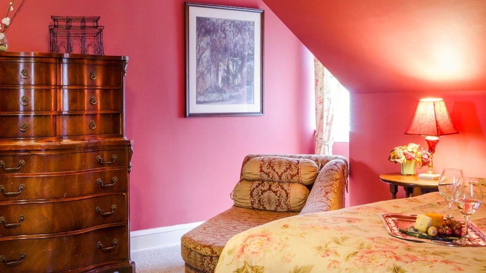 Carisbrooke Inn - photo 11