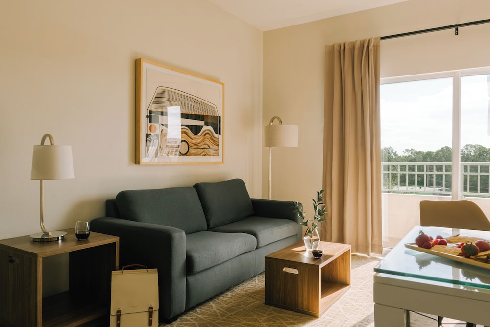 The Point Hotel & Suites by Sonder - photo 19