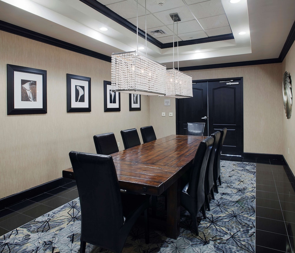 Hilton Garden Inn Jonesboro - photo 46