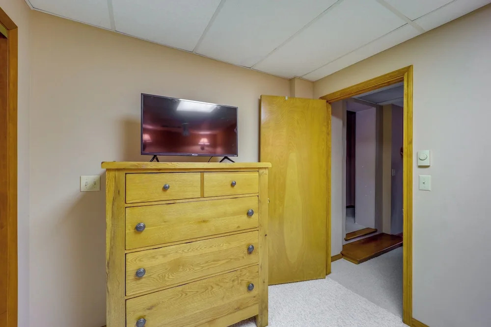 Half Mi To Sugar Mtn Resort Condo with Balcony - photo 3