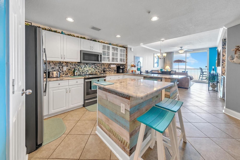 Majestic Beach Towers 2 404 - photo 24