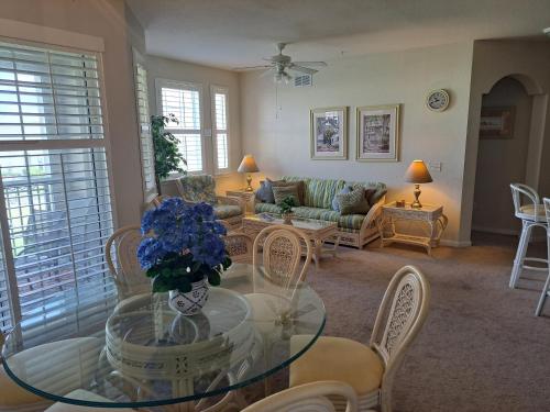 Terrace Ridge 3BR 2BA Condo Close to Disney & Universal — 4-Star Luxury Hotel in Davenport, United States